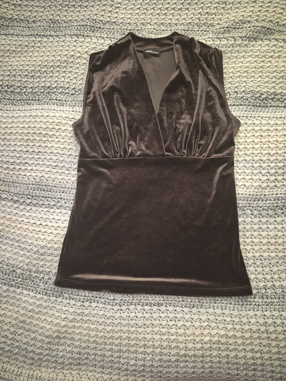 Velour Sleeveless V-Neck Women's Top